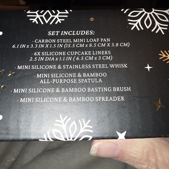 NWT THYME & TABLE 11 Piece Mini Baking Set, Black & Gold, Festive Collection - Picture 7 of 16